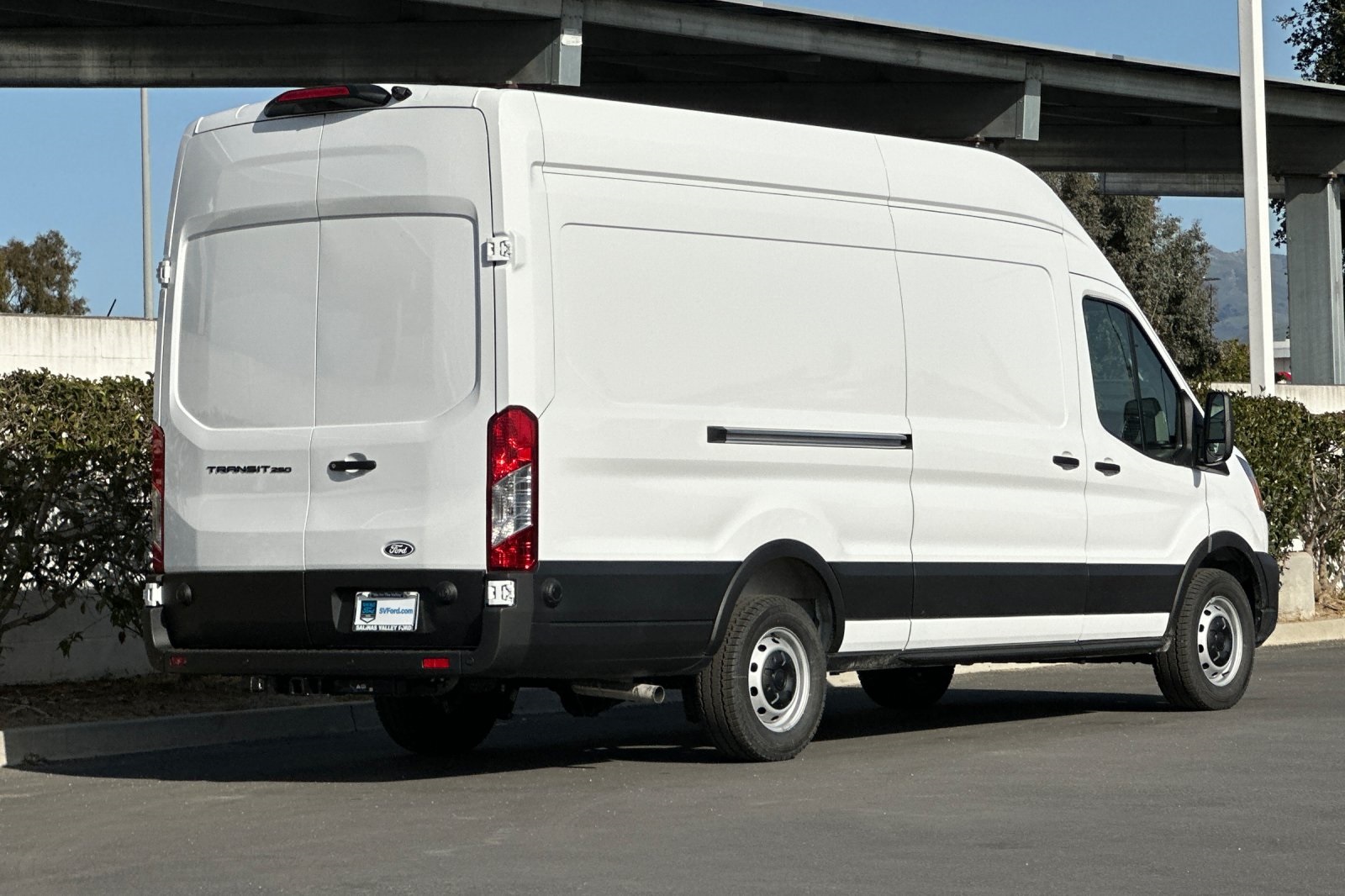 New 2026 Ford Transit 250 - photo 7