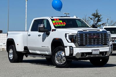 Used 2025 GMC Sierra 3500 - photo 1