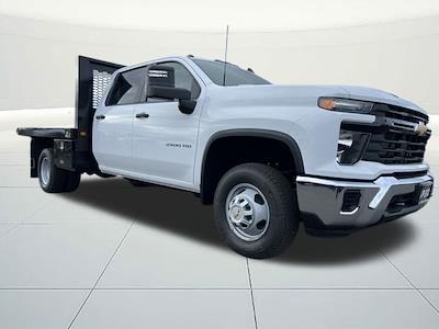 New 2025 Chevrolet Silverado 3500 Crew Cab Flatbed Truck for sale #C369014 - photo 2