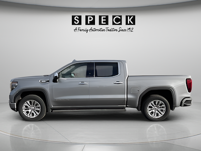 Used 2025 GMC Sierra 1500 - photo 1