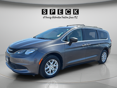 Used 2020 Chrysler Voyager - photo 1