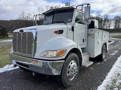 Used 2006 Peterbilt 335 Mechanics Body for sale #6M888733 - photo 1