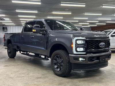 Used 2024 Ford F-250 - photo 1