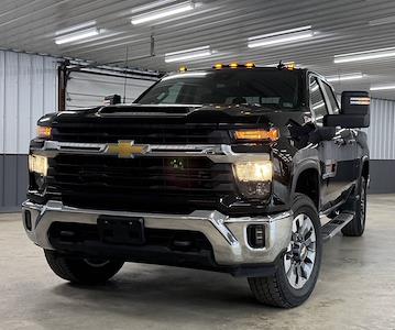 Used 2024 Chevrolet Silverado 2500 - photo 1
