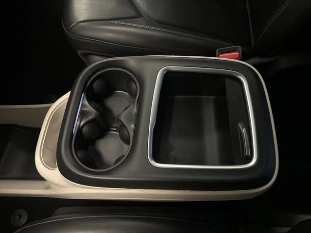 Used 2023 Chrysler Pacifica - photo 29