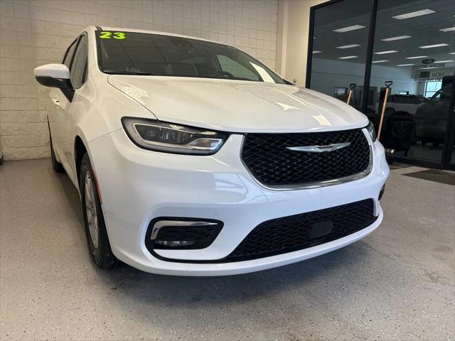 Used 2023 Chrysler Pacifica - photo 38