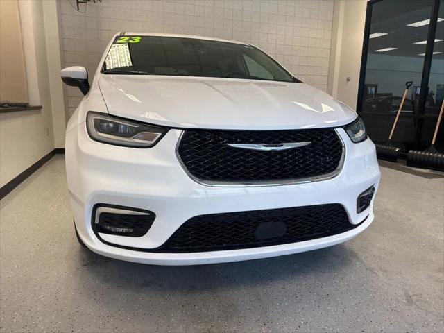 Used 2023 Chrysler Pacifica - photo 39