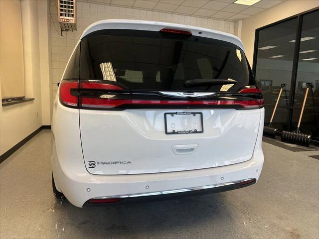 Used 2023 Chrysler Pacifica - photo 46