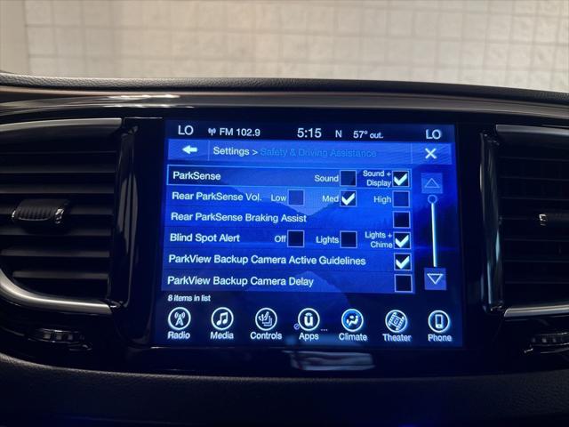 Used 2017 Chrysler Pacifica - photo 15