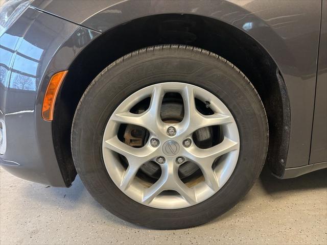 Used 2017 Chrysler Pacifica - photo 24