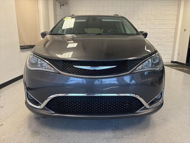 Used 2017 Chrysler Pacifica - photo 42