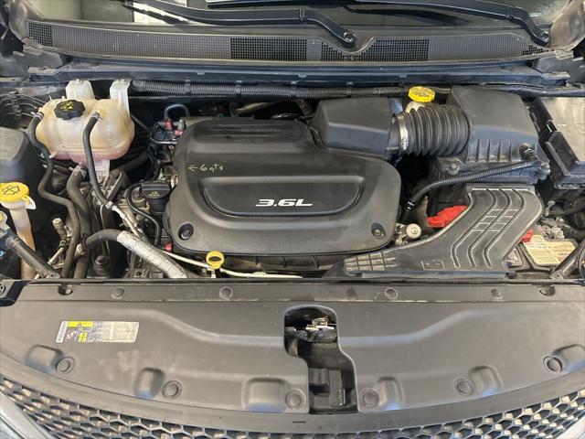 Used 2017 Chrysler Pacifica - photo 10