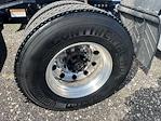 Used 2017 Freightliner Cascadia Detroit DD13 Semi Truck for sale #0008 - photo 19