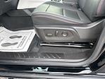 2024 GMC Canyon Crew Cab 4WD Pickup for sale #5C0486A - photo 17