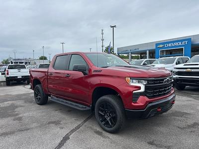 New 2025 Chevrolet Silverado 1500 LT Crew Cab 4WD Pickup for sale #5C5078 - photo 1