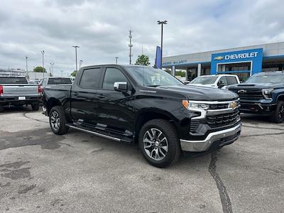 New 2025 Chevrolet Silverado 1500 LT Crew Cab 4WD Pickup for sale #5C5533 - photo 1