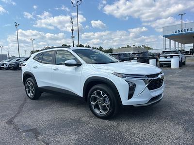 New 2025 Chevrolet Trax LT SUV for sale #5J1623 - photo 1