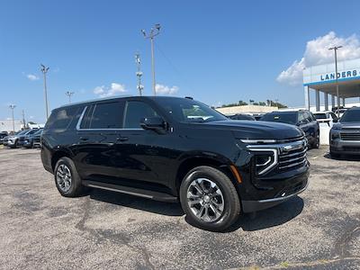 New 2025 Chevrolet Suburban LT 4WD SUV for sale #5N1897 - photo 1