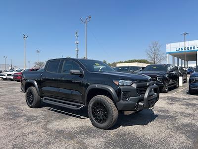 New 2025 Chevrolet Colorado Trail Boss Crew Cab 4WD Pickup for sale #5Z3260 - photo 1