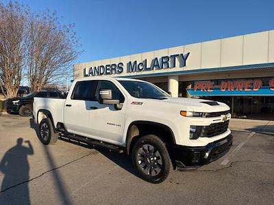 Used 2024 Chevrolet Silverado 2500 - photo 1