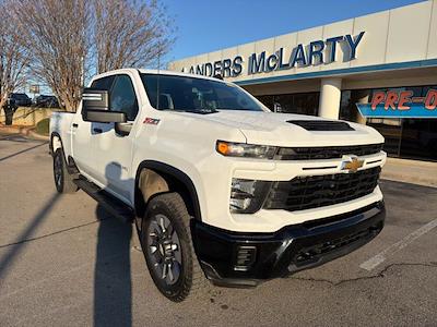 Used 2024 Chevrolet Silverado 2500 - photo 1