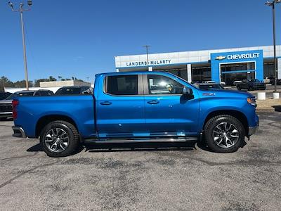 Used 2024 Chevrolet Silverado 1500 - photo 1