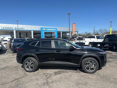 New 2026 Chevrolet Trax LT for sale #6J9673 - photo 2