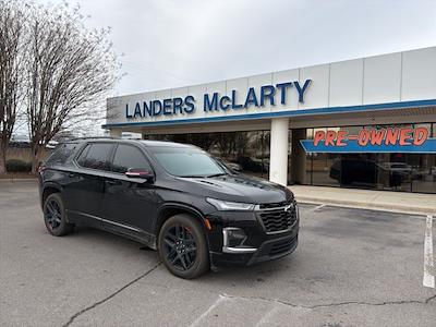 Used 2023 Chevrolet Traverse - photo 1