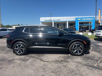 New 2026 Chevrolet Equinox EV LT for sale #6L0338 - photo 2