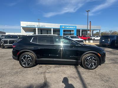 New 2026 Chevrolet Equinox EV LT for sale #6L34390 - photo 2
