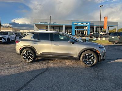 New 2026 Chevrolet Equinox EV LT for sale #6L4162 - photo 2
