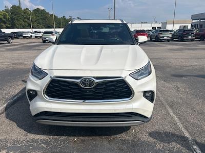 2021 Toyota Highlander FWD SUV for sale #6T3510AA - photo 1