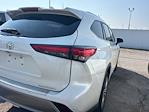 2021 Toyota Highlander FWD SUV for sale #6T3510AA - photo 11