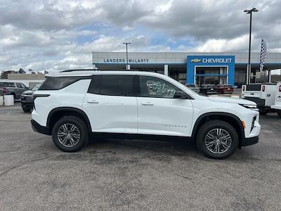 New 2026 Chevrolet Traverse - photo 1