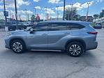 2022 Toyota Highlander FWD SUV for sale #P226089A - photo 7