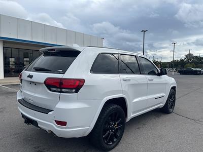 2017 Jeep Grand Cherokee 4WD SUV for sale #P226165A - photo 2