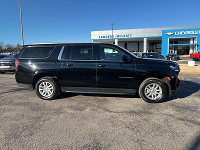 Used 2024 Chevrolet Suburban LT for sale #P226377 - photo 2