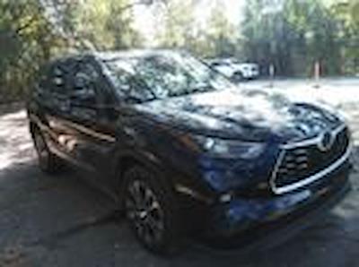 Used 2023 Toyota Highlander L for sale #P226388 - photo 1