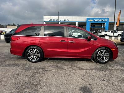 Used 2023 Honda Odyssey Touring Minivan for sale #P226409 - photo 2