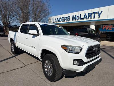 Used 2018 Toyota Tacoma - photo 1