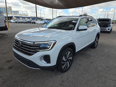 Used 2024 Volkswagen Atlas - photo 1
