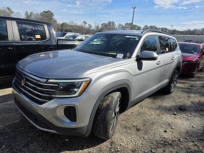 Used 2024 Volkswagen Atlas - photo 1