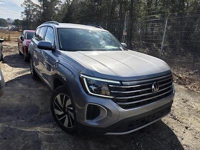 Used 2024 Volkswagen Atlas - photo 1