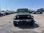 2021 Jeep Gladiator Crew Cab 4WD Pickup for sale #T226078A - photo 8