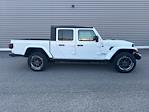 2022 Jeep Gladiator Crew Cab 4WD Pickup for sale #T226369 - photo 4