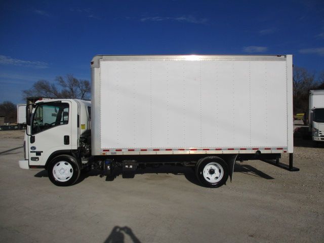 Used 2018 Isuzu NRR - photo 5