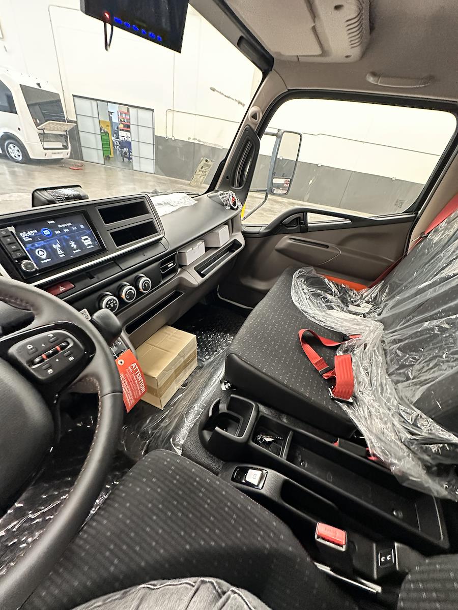 New 2024 Rizon e18L - photo 7