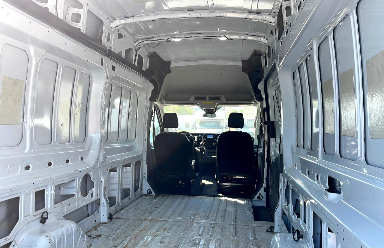 Used 2020 Ford Transit 250 - photo 9