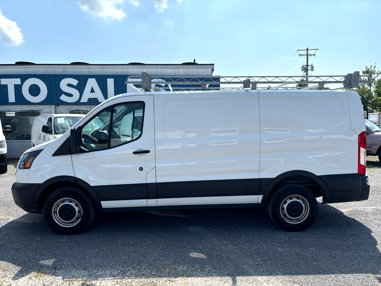 Used 2019 Ford Transit 250 - photo 5