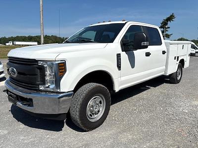 Used 2019 Ford F-350 Crew Cab Service Truck for sale #25086 - photo 1